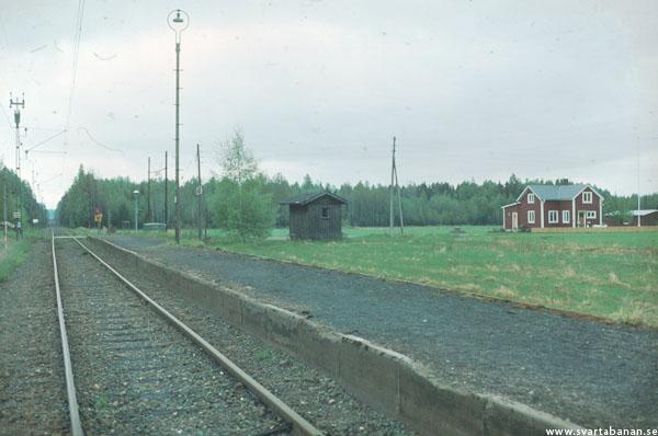 Bälsåsby hållplats 1976. - klicka för att stänga rutan