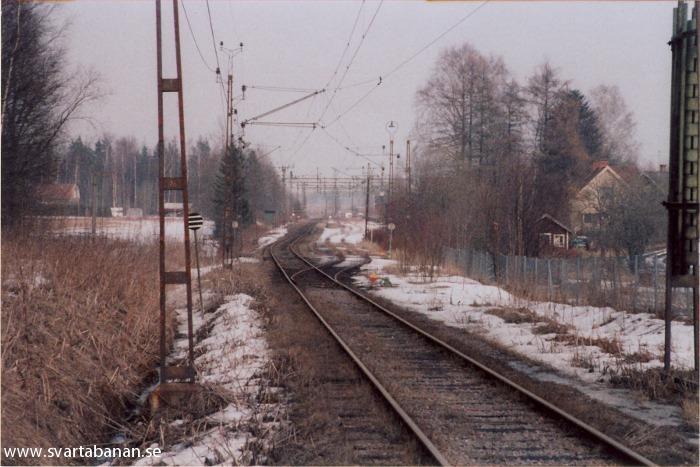 Bangården i Mullhyttemo våren 1984. - klicka för att stänga rutan