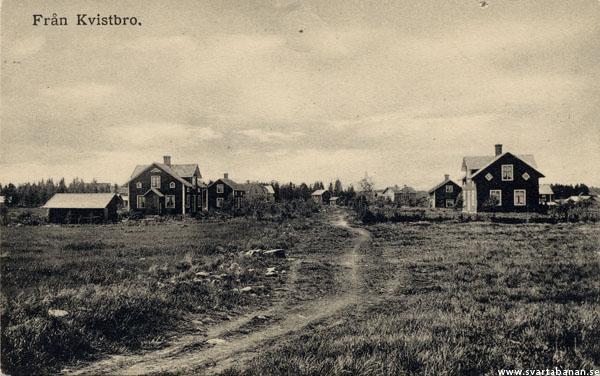 Kvistbro stationssamhälle i början av 1900-talet. - klicka för att stänga rutan