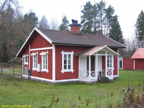 Bälsåsby banvaktstuga den 11 november 2004. - klicka för att förstora