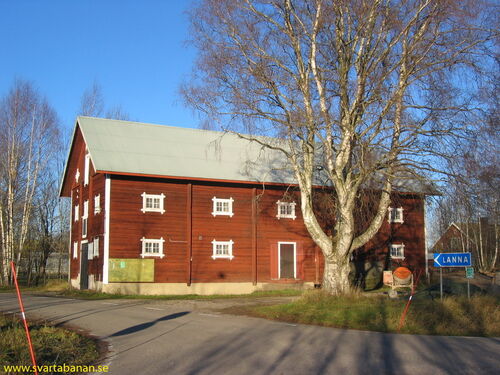 Örebro centralförenings magasin i Hidingebro den 16 november 2004. - klicka för att förstora