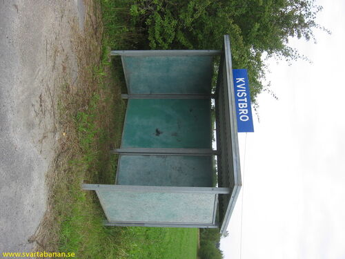 Kvistbro hållplatskur i september 2007. - klicka för att förstora
