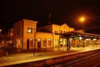 Örebro Central stationshus på kvällen den 25 november 2007. - klicka för att förstora