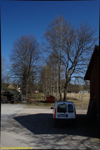 Rester av sidospår i Gropen den 24 april 2008. - klicka för att förstora
