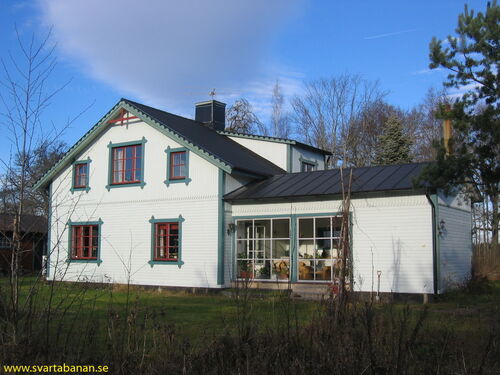 Karlslunds stationhus den 14 november 2004. - klicka för att förstora