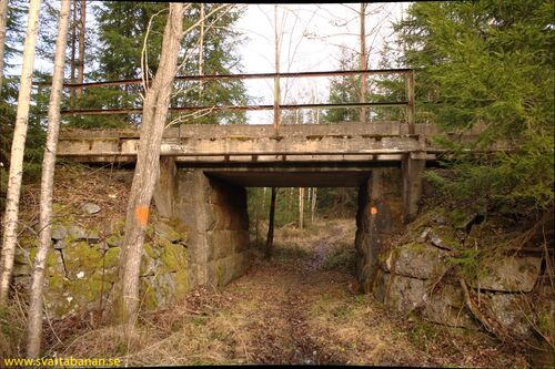Järnvägsbron vid Fallet den 2 december 2011. - klicka för att förstora