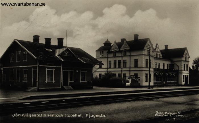 Fjugesta stationshus och hotell omkring 1934. - klicka för att stänga rutan
