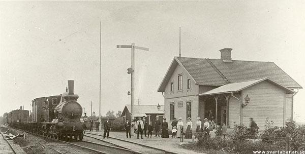 Vintrosa stationshus 1900. - klicka för att stänga rutan
