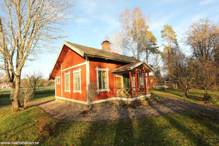 Kvistbro banvaktstuga den 7 november 2025. - klicka för att stänga rutan