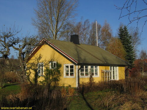 Holmstorp banvaktstuga den 14 november 2004. - klicka för att förstora