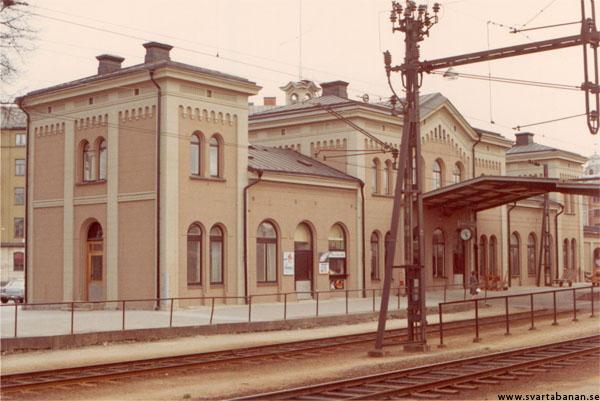 Örebro Central stationshus i maj 1969. - klicka för att stänga rutan